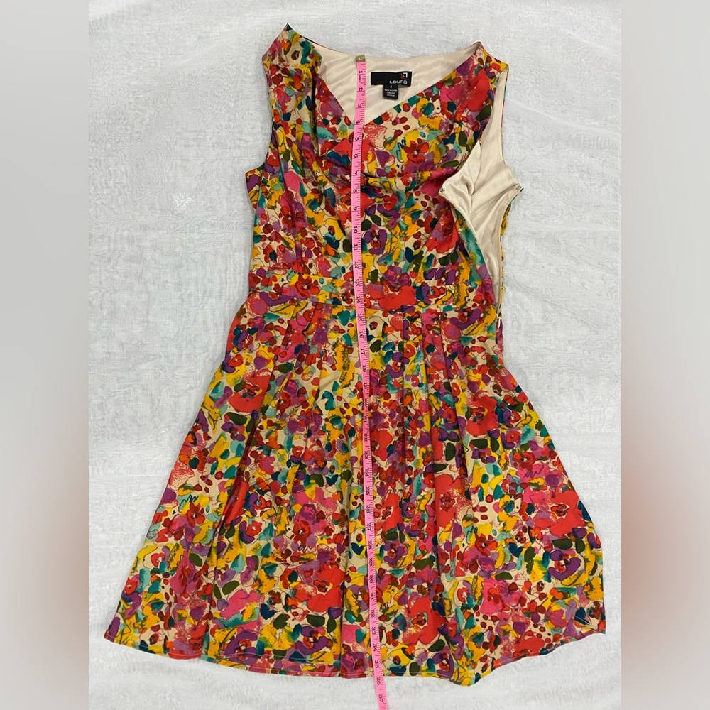 Abstract dress - Picture 3 of 4